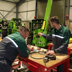 UK - Merlo Blog Engineer Training Image 3